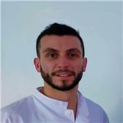 Profesor de fisioterapia especializado en paciente critico con más de 10 años de experiencia asistencial en Hospital Clinic